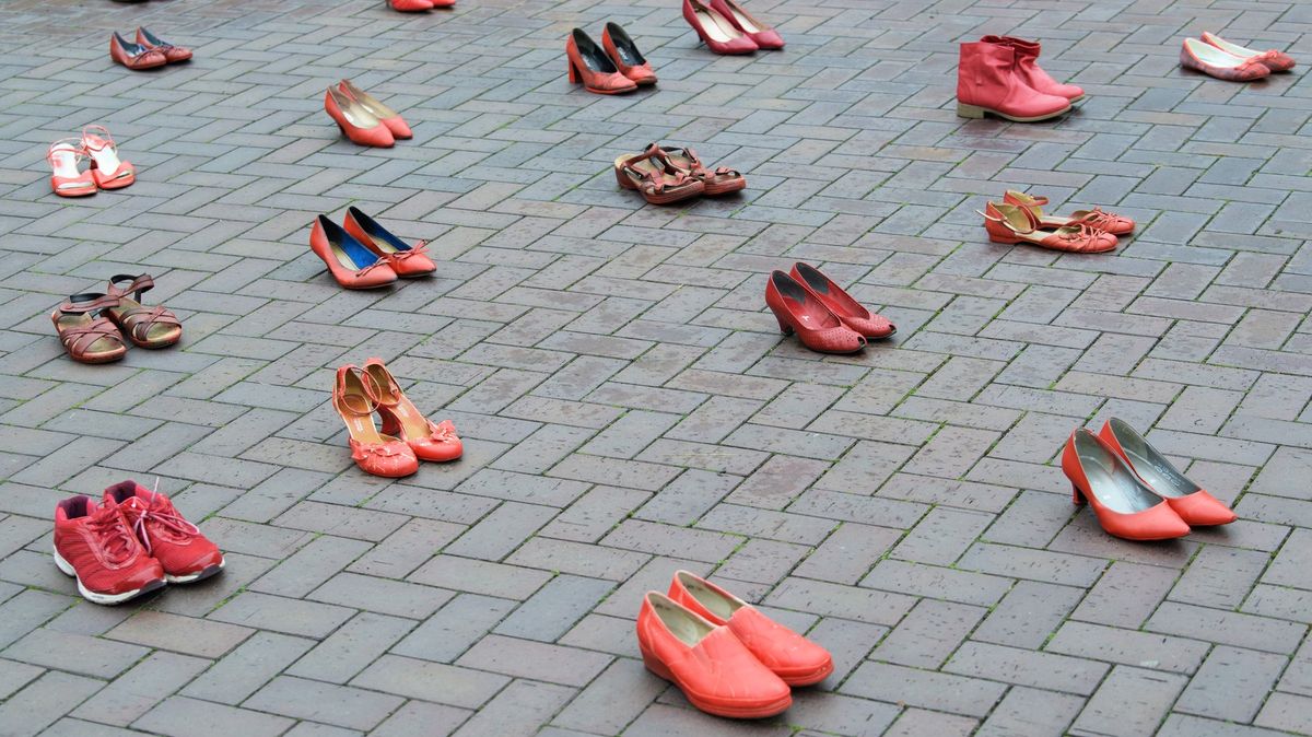 Do velikosti bot při on-line nákupu se netrefí třetina lidí